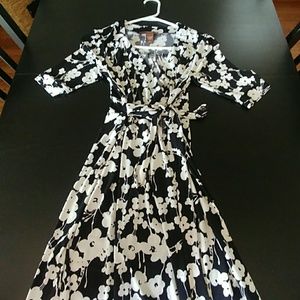 Half sleeve Wrap Dress